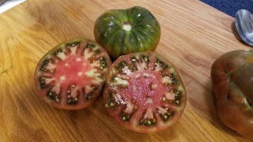 Tomato 'Black Altai' 