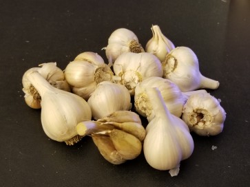  Certified Organic Georgian Crystal Culinary Garlic Harvested on our Farm - 4 oz. Bag (FARM PICK-UP)